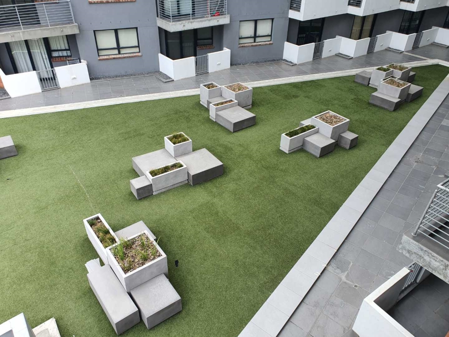 To Let 2 Bedroom Property for Rent in Observatory Western Cape